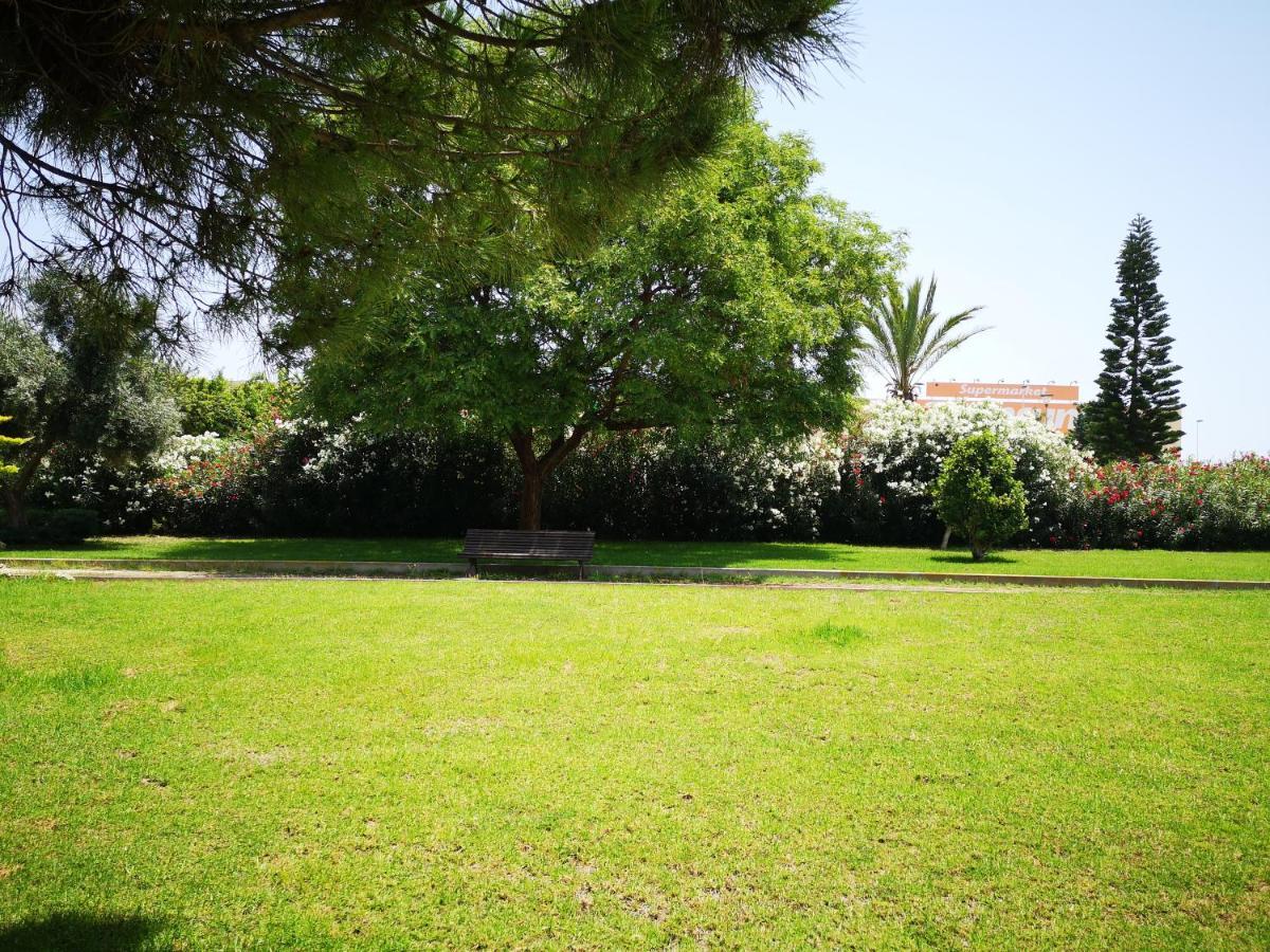 Bungalow En Punta Prima 2 Dormitorios Y Piscina Torrevieja Eksteriør bilde